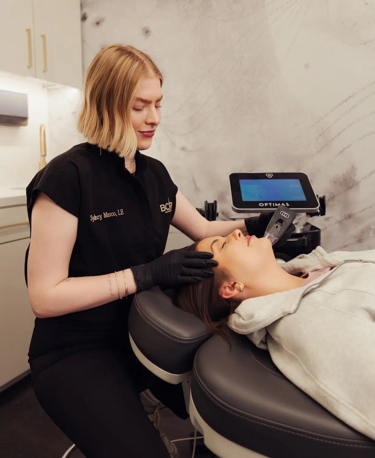 woman receiving morpheus treatment at bcrn