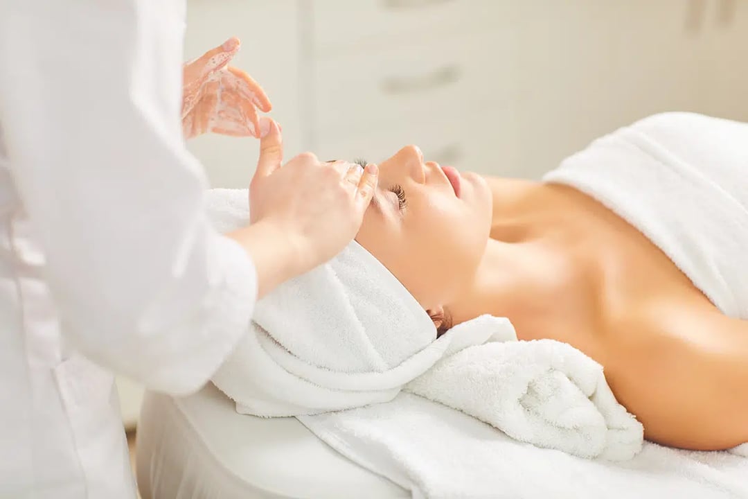 Let’s Talk About Aquagold Facials